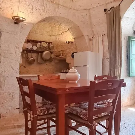 Trullo Farfalle Ceglie Messapica